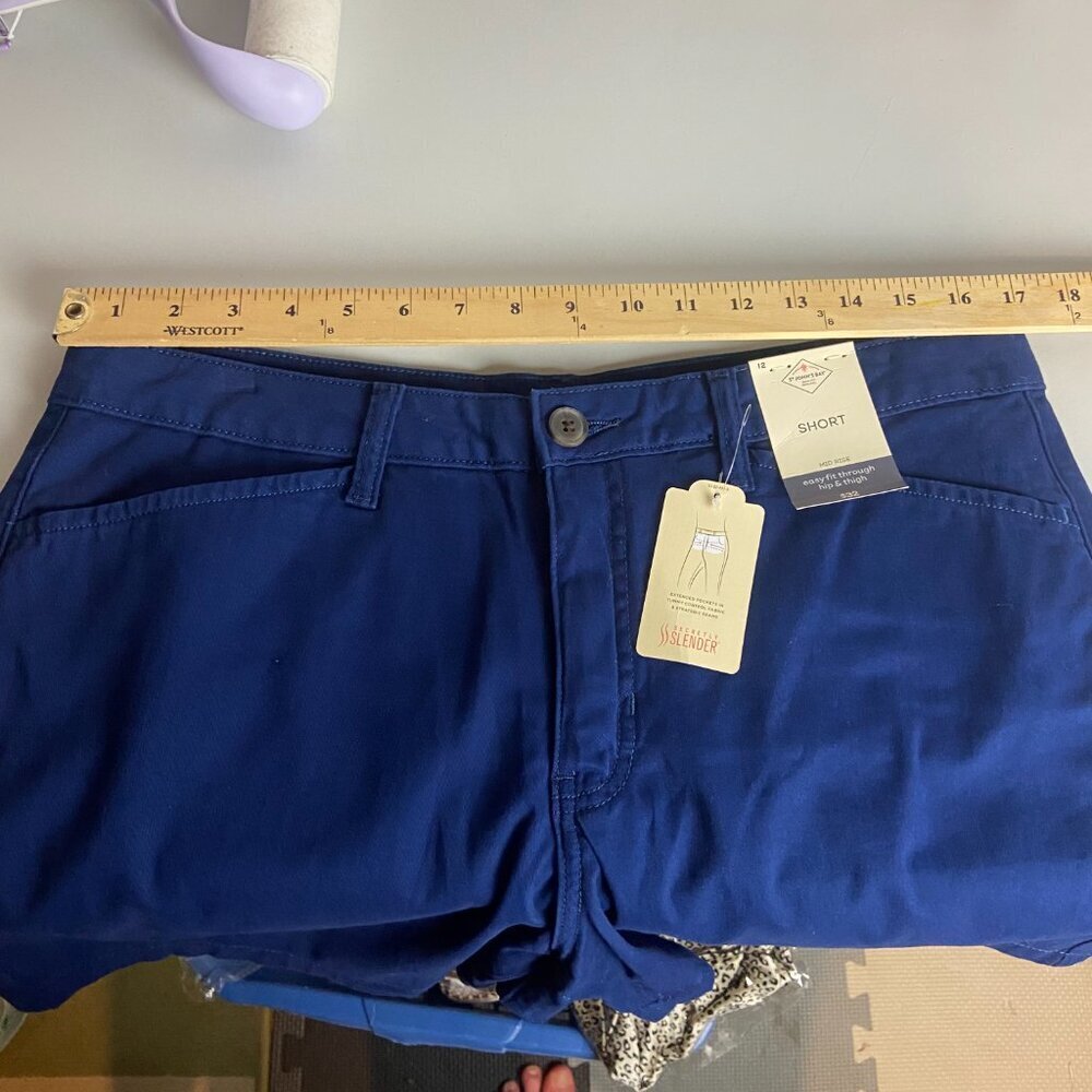 St John's Bay Women's Size 12 Mid Rise Easy Fit Though Hip Thigh Navy Blue 5" - Picture 6 of 7